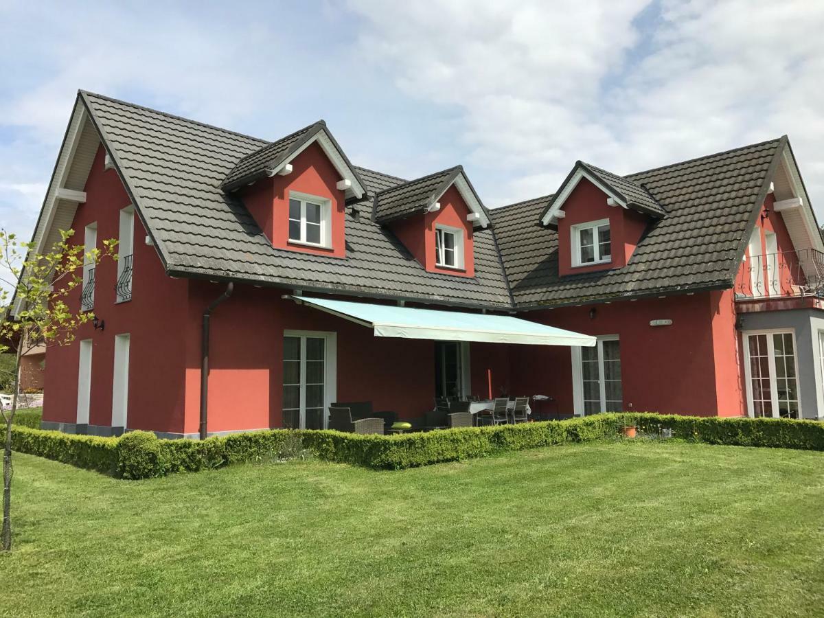 Linden Garden Apartment Postojna Exterior photo