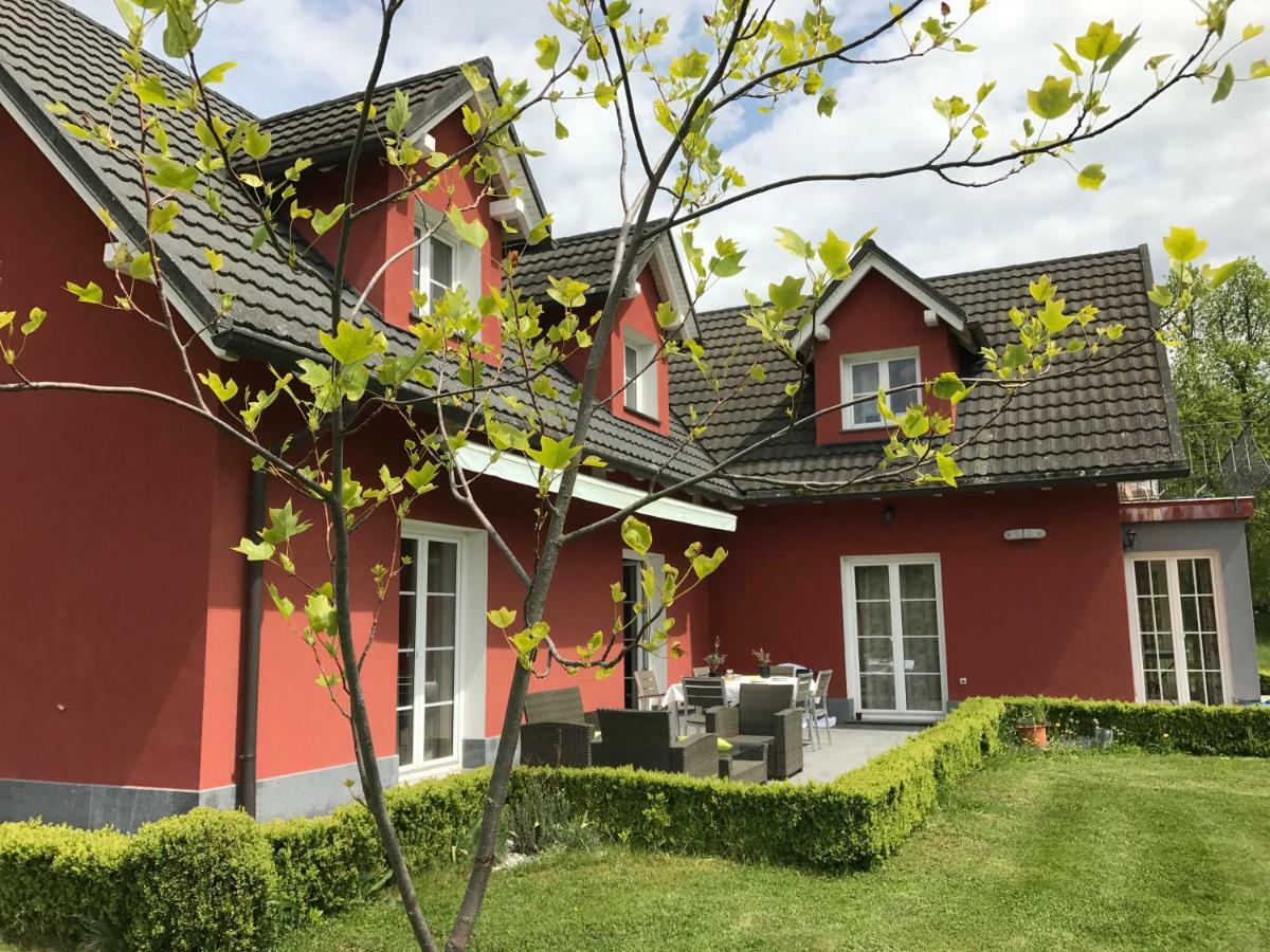 Linden Garden Apartment Postojna Exterior photo